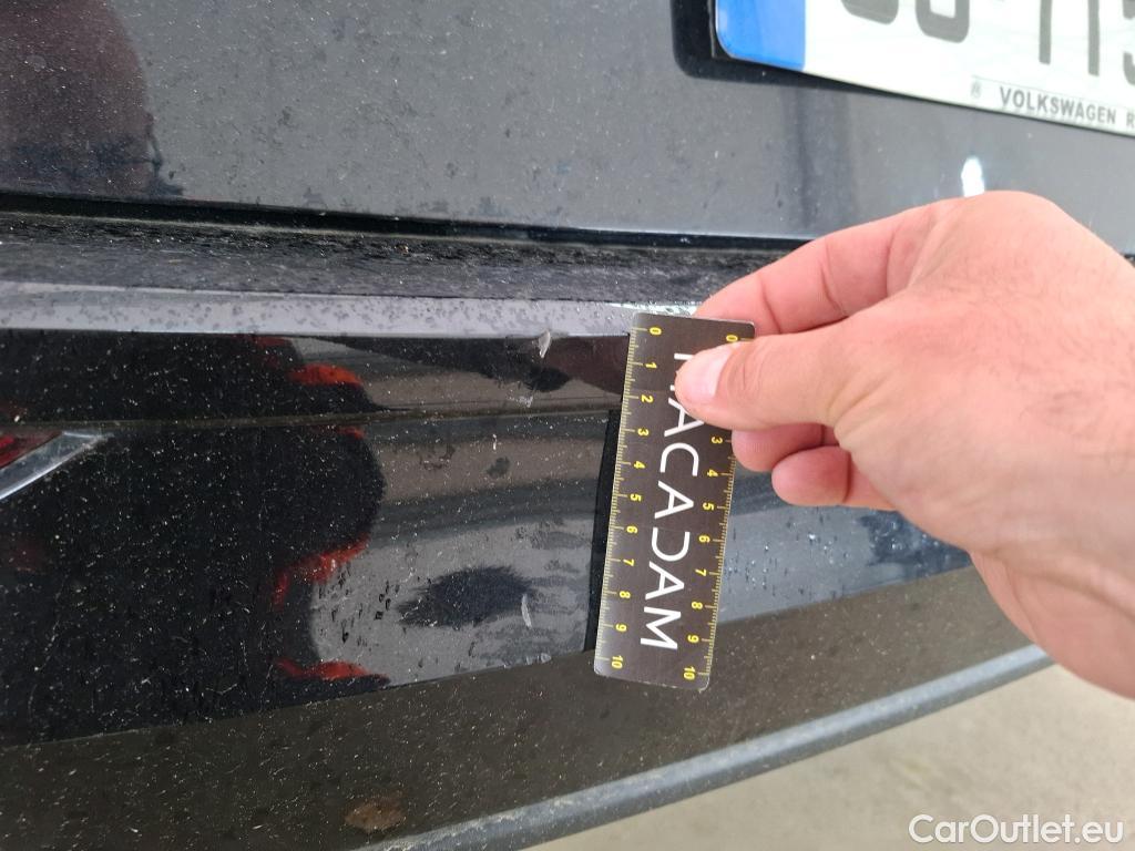  Volkswagen  Golf  VIII SW Life Plus 2.0 TDI 150CV BVA7 E6d #13