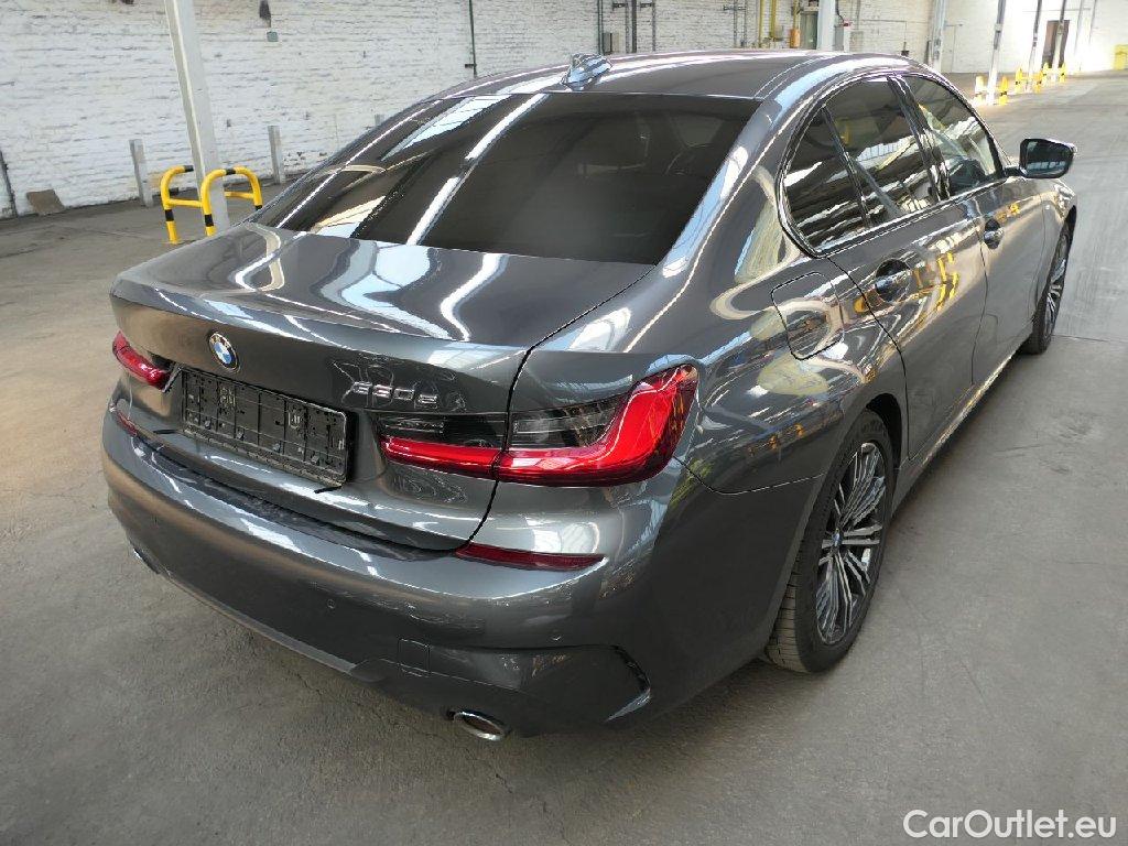 Bmw  Serie 3 Baureihe 3 Lim. 330 e M Sport 2.0 185KW AT8 E6dT #2