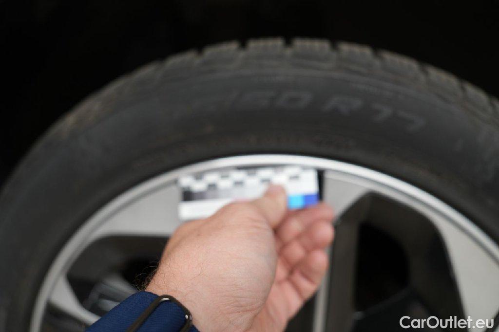 MG  EHS MG MG4 Standard 5d 125kW #24