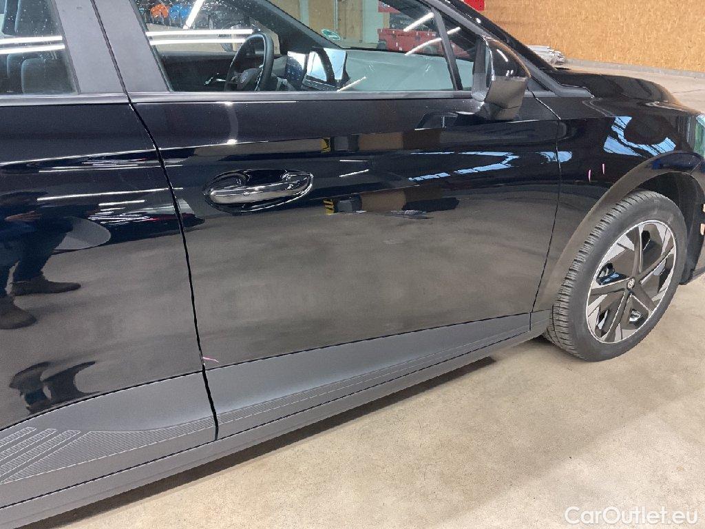 MG  4 MG MG Standard 5d 125kW #36