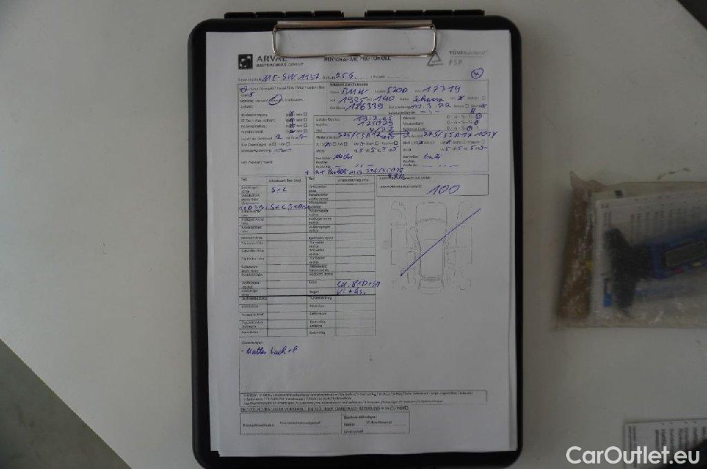 Bmw  Serie 5 Baureihe 5 Touring 520 d Luxury Line 2.0 140KW AT8 E6d #43