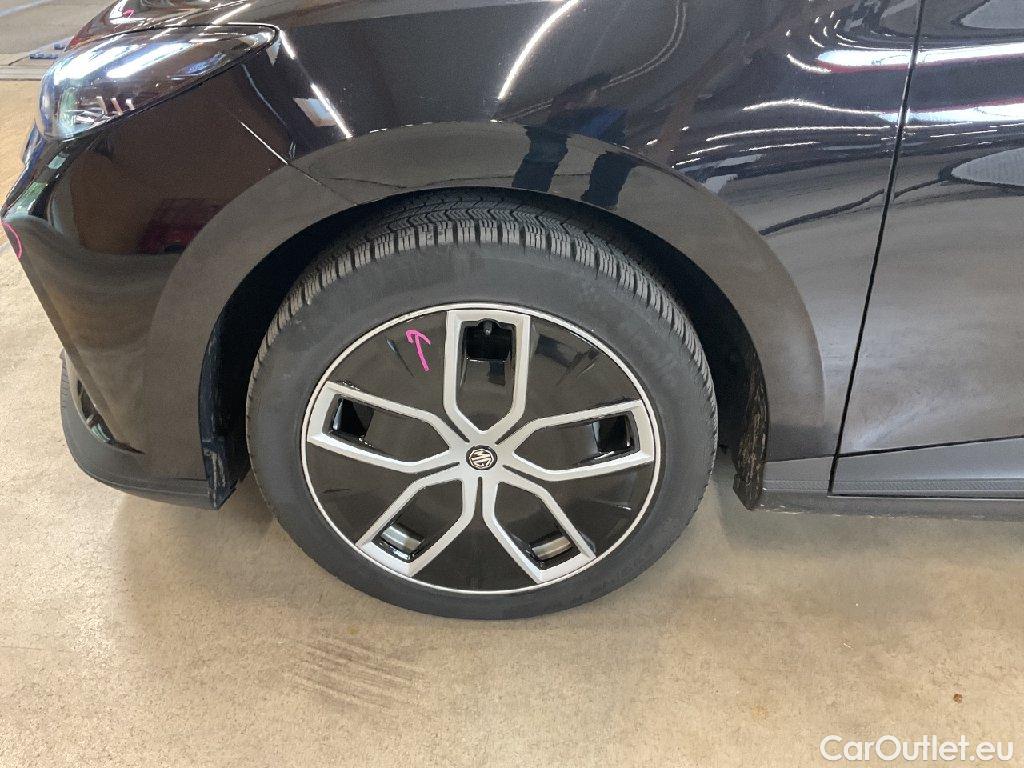 MG  4 MG MG Luxury 5d 150kW #24