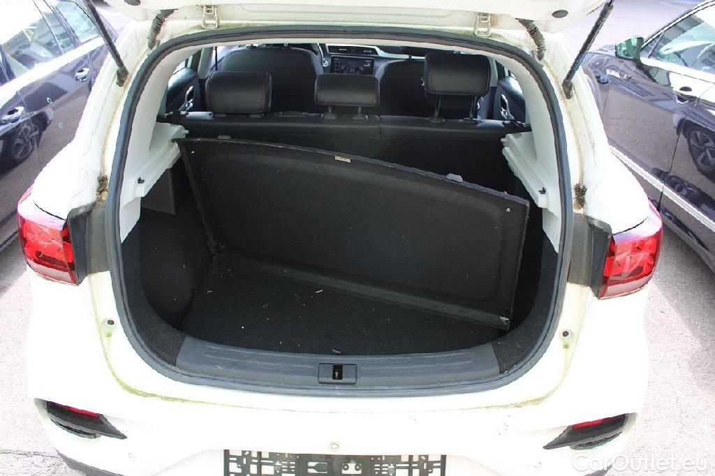 MG  ZS EV MG  Standard Luxury 5d 130kW #11