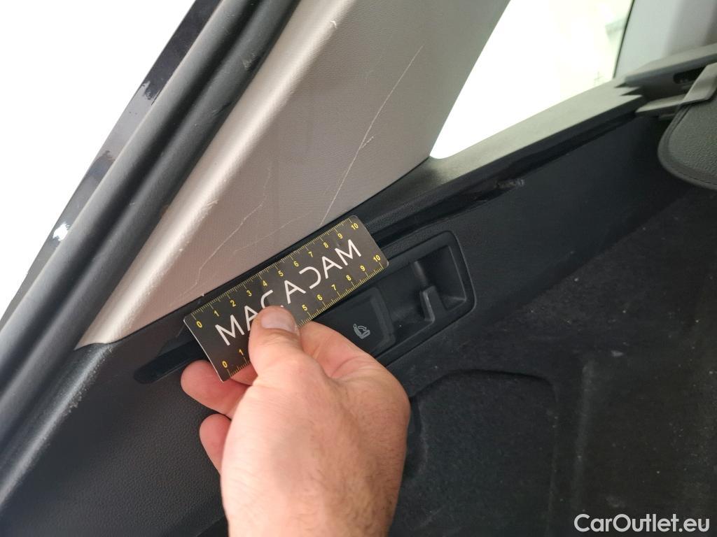  Volkswagen  Golf  VIII SW Life Plus 2.0 TDI 150CV BVA7 E6d #4