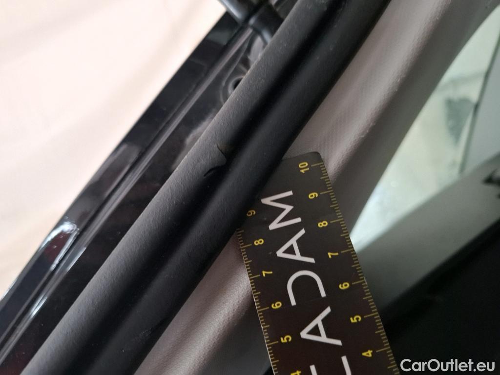  Volkswagen  Golf  VIII SW Life Plus 2.0 TDI 150CV BVA7 E6d #2