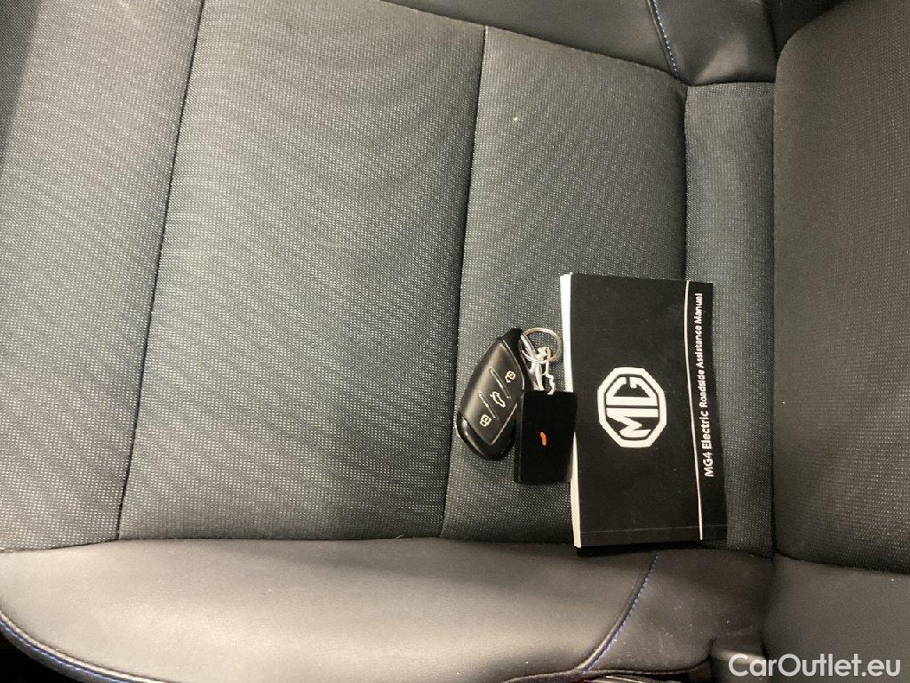 MG  4 MG MG Luxury 5d 150kW #15