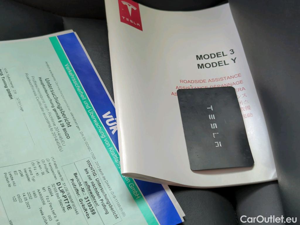 Tesla  Model 3 TESLA  Langstreckenbatt. Allradantrieb Dual Motor 4d 366kW #22