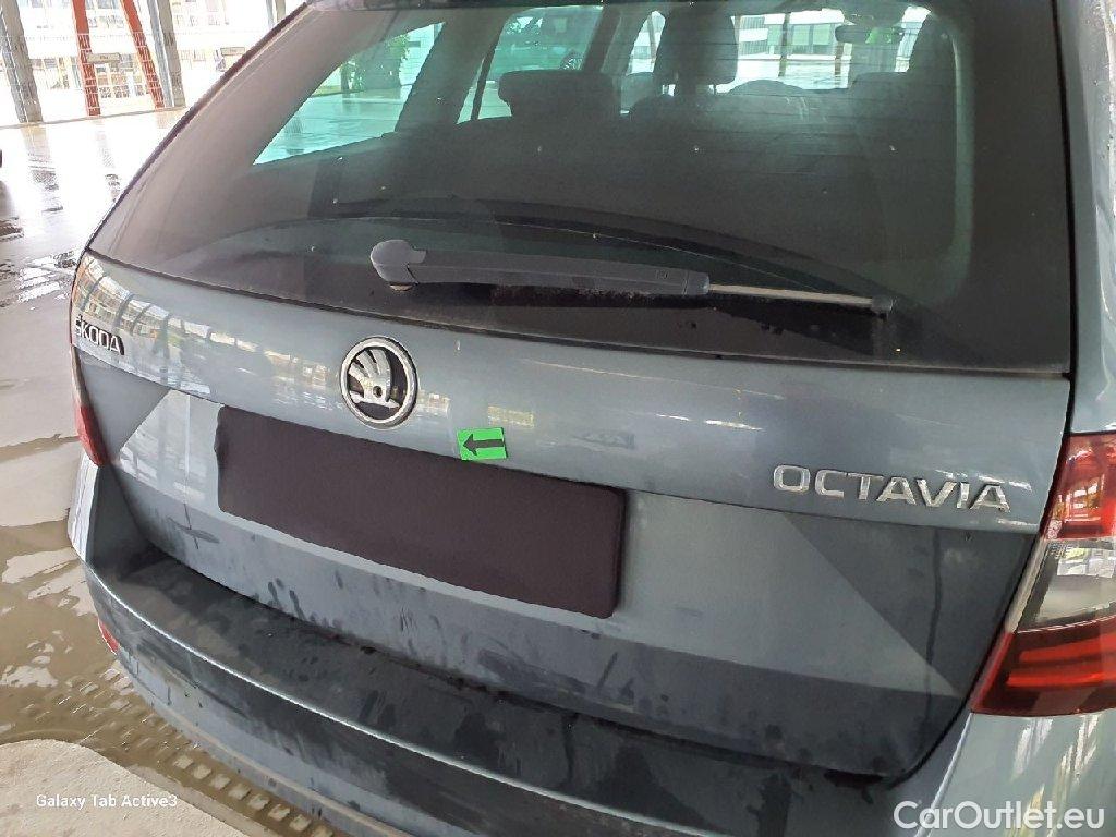 Skoda  Octavia  Combi Clever 2.0 TDI 110KW AT7 E6 #49