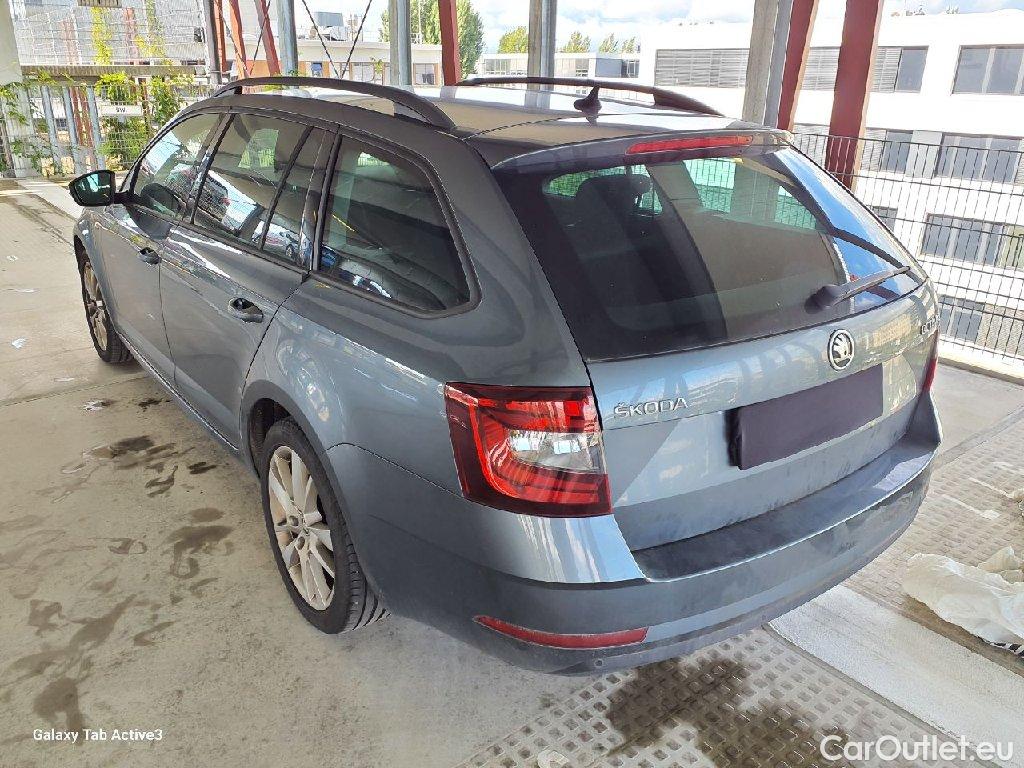 Skoda  Octavia  Combi Clever 2.0 TDI 110KW AT7 E6 #8