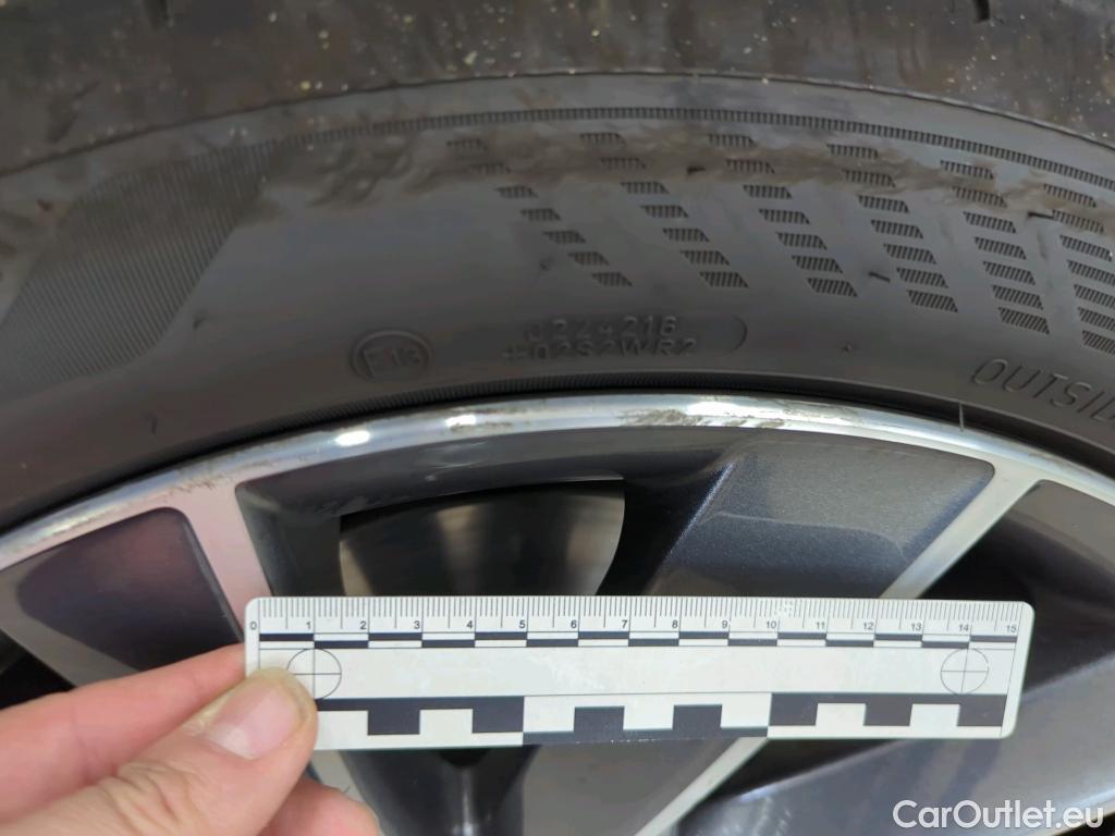 Skoda  Superb  Combi L&K 4x4 2.0 TDI 140KW AT7 E6dT #37