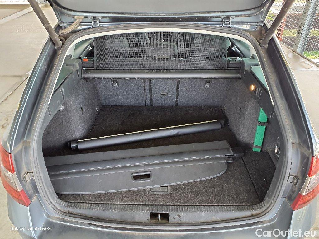 Skoda  Octavia  Combi Clever 2.0 TDI 110KW AT7 E6 #10