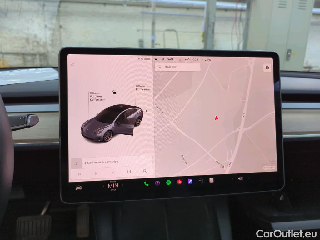 Tesla  Model 3 TESLA  Langstreckenbatt. Allradantrieb Dual Motor 4d 366kW #19