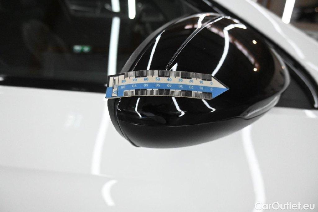 Opel  Insignia  B Sports Tourer Ultimate 4x4 2.0 CDTI 128KW AT8 E6d #53