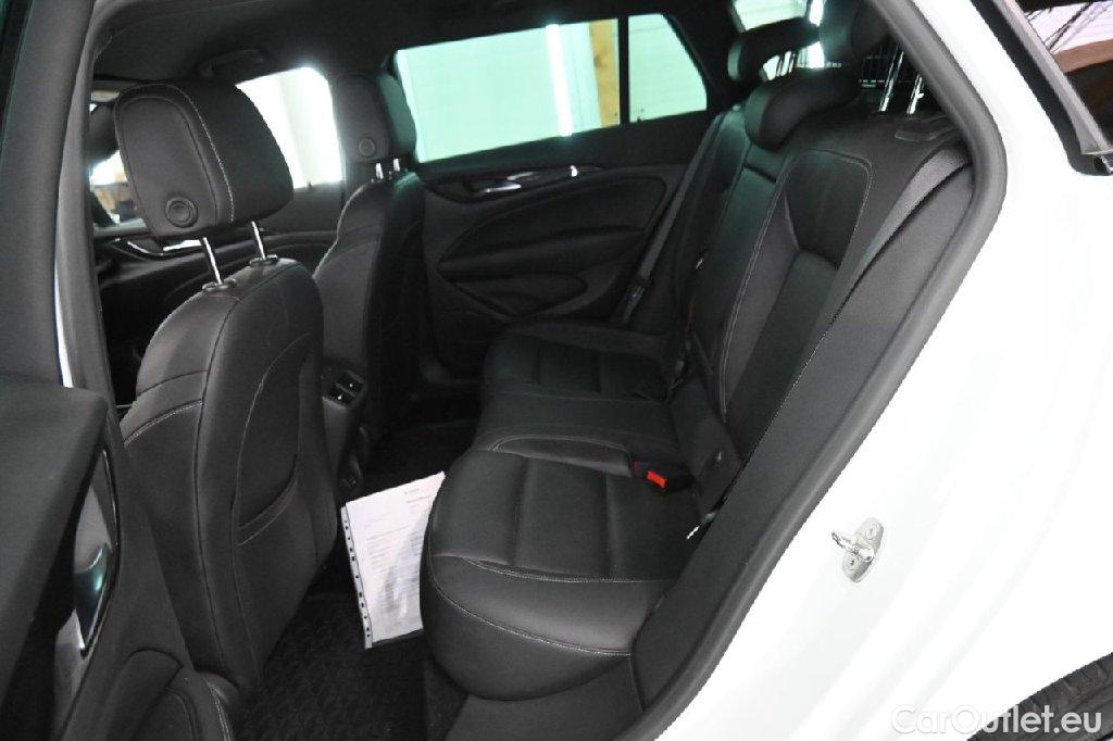 Opel  Insignia  B Sports Tourer Ultimate 4x4 2.0 CDTI 128KW AT8 E6d #9