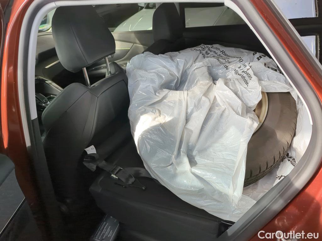 Peugeot  3008  Allure Business 1.5 HDi 96KW AT8 E6dT #23