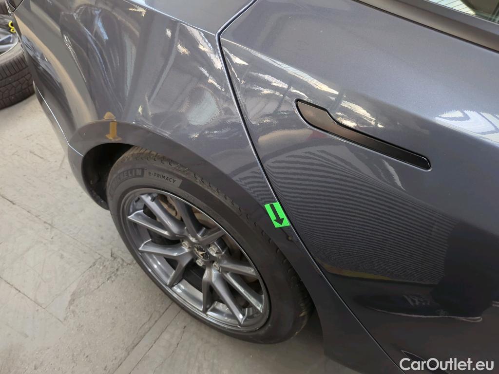 Tesla  Model 3 TESLA  Langstreckenbatt. Allradantrieb Dual Motor 4d 366kW #46