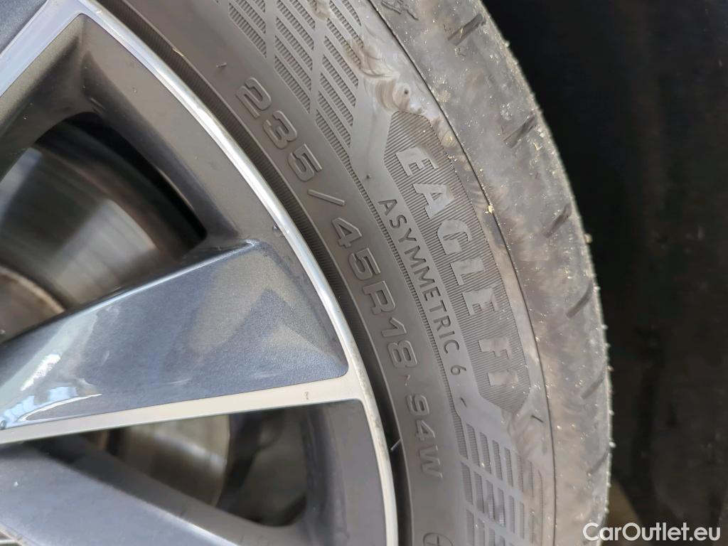 Skoda  Superb  Combi L&K 4x4 2.0 TDI 140KW AT7 E6dT #13