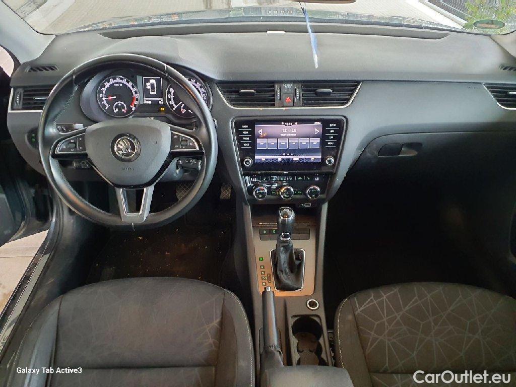 Skoda  Octavia  Combi Clever 2.0 TDI 110KW AT7 E6 #3