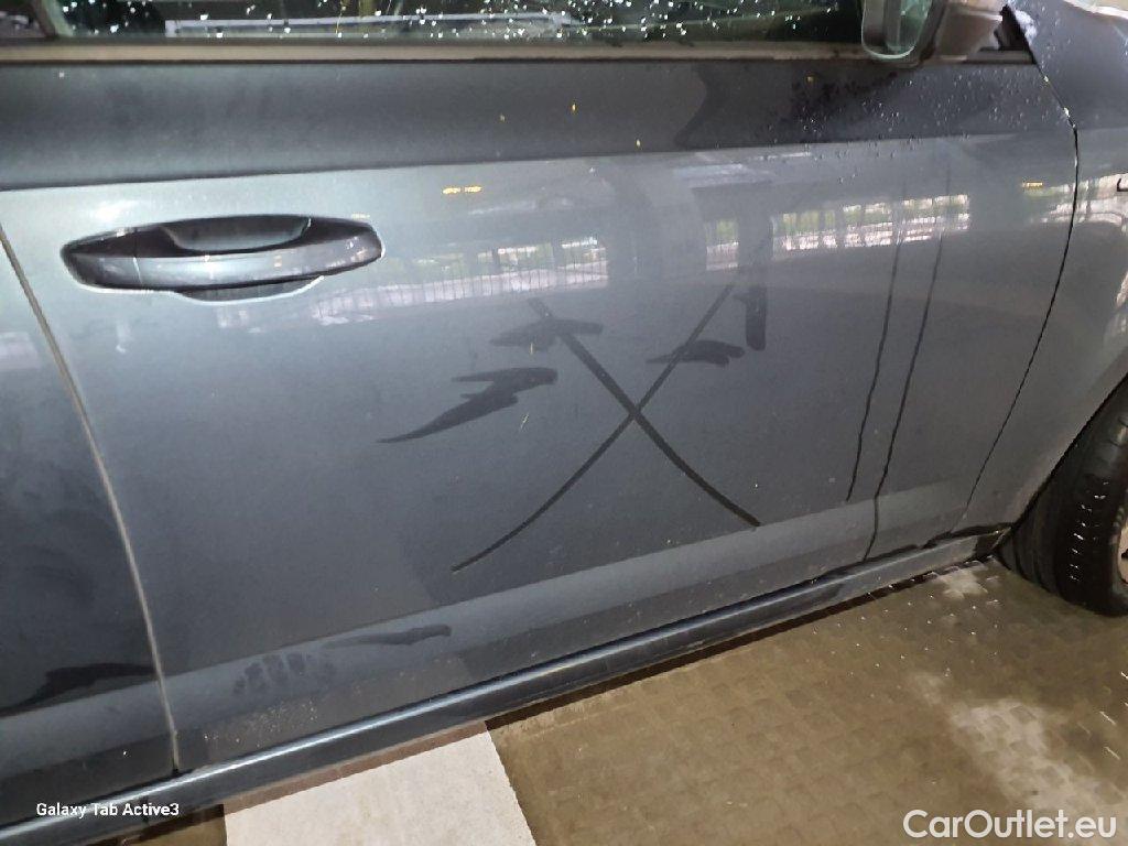 Skoda  Octavia  Combi Clever 2.0 TDI 110KW AT7 E6 #66