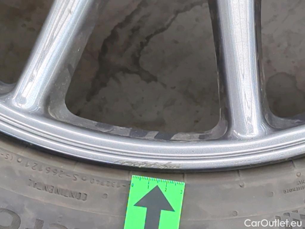 Tesla  Model 3 TESLA  Langstreckenbatt. Allradantrieb Dual Motor 4d 366kW #30