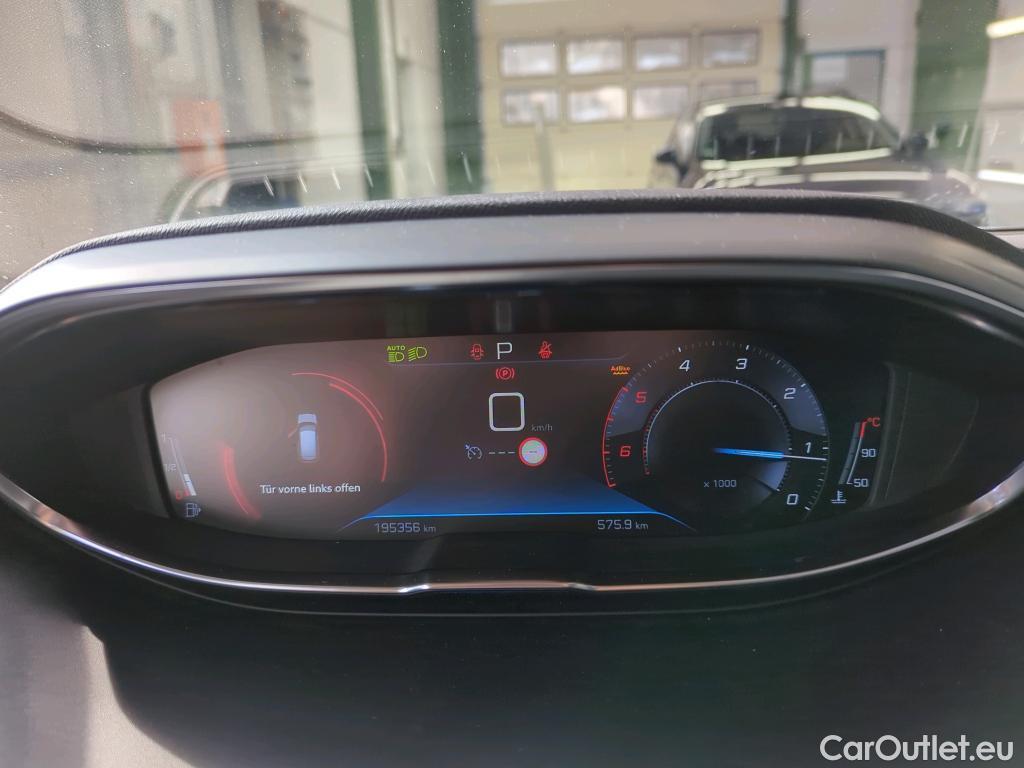 Peugeot  3008  Allure Business 1.5 HDi 96KW AT8 E6dT #5