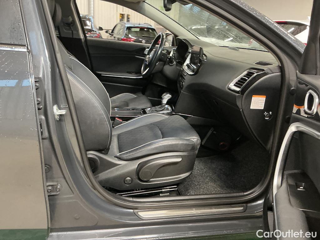 KIA  Cee'd SW Plug-In Advance Plus 2 #9