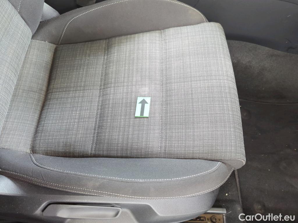 Volkswagen  Passat  Variant Business 2.0 TDI 110KW AT7 E6d #38