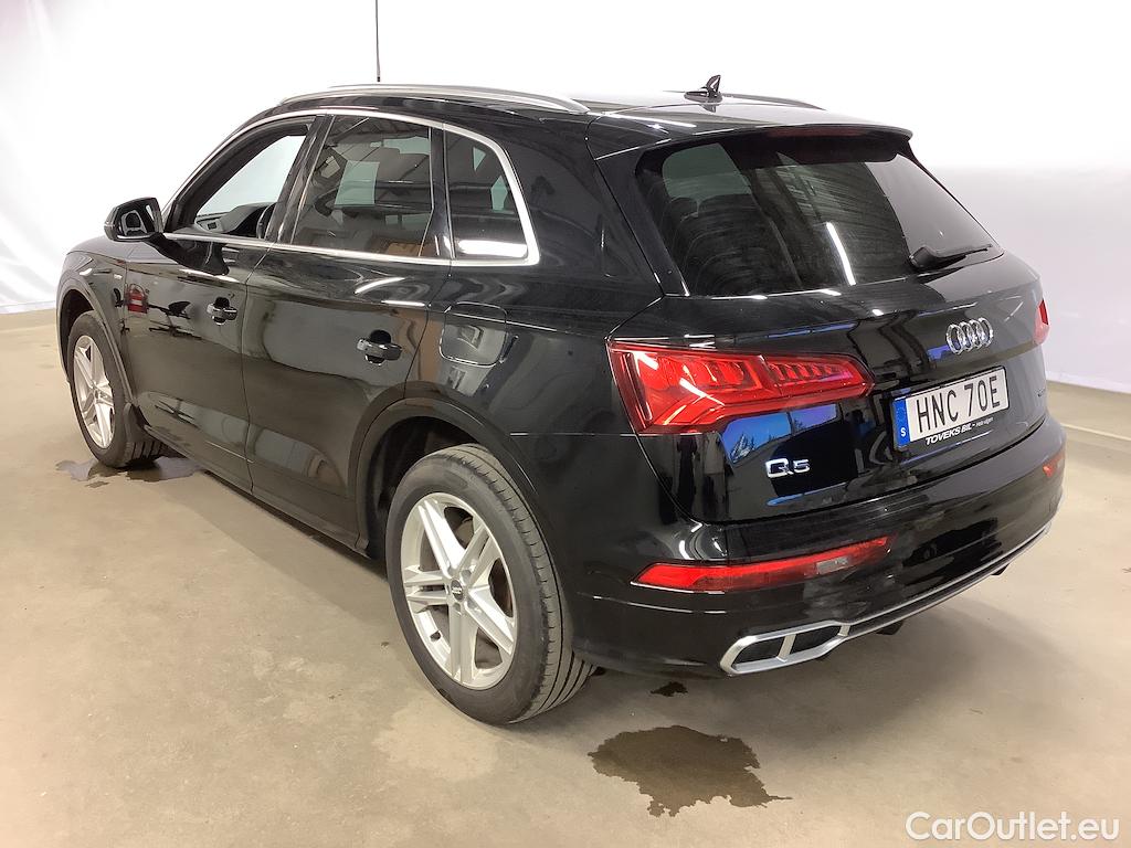 Audi  Q5 55 TFSI e quattro Competion #4
