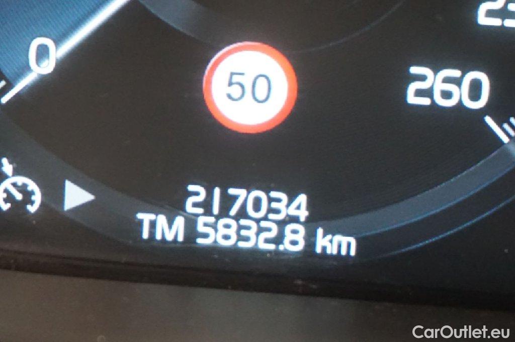 Volvo  XC60  Momentum Pro 2WD 2.0 D4 140KW AT8 E6dT #6