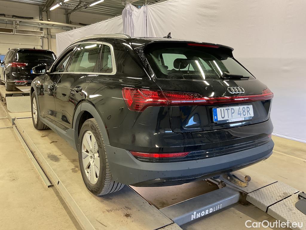 Audi  E-TRON 50 quattro Drag #3