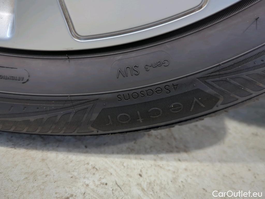 Volvo  XC 40 XC40 Momentum 2WD 1.5 T3 120KW AT8 E6d #11