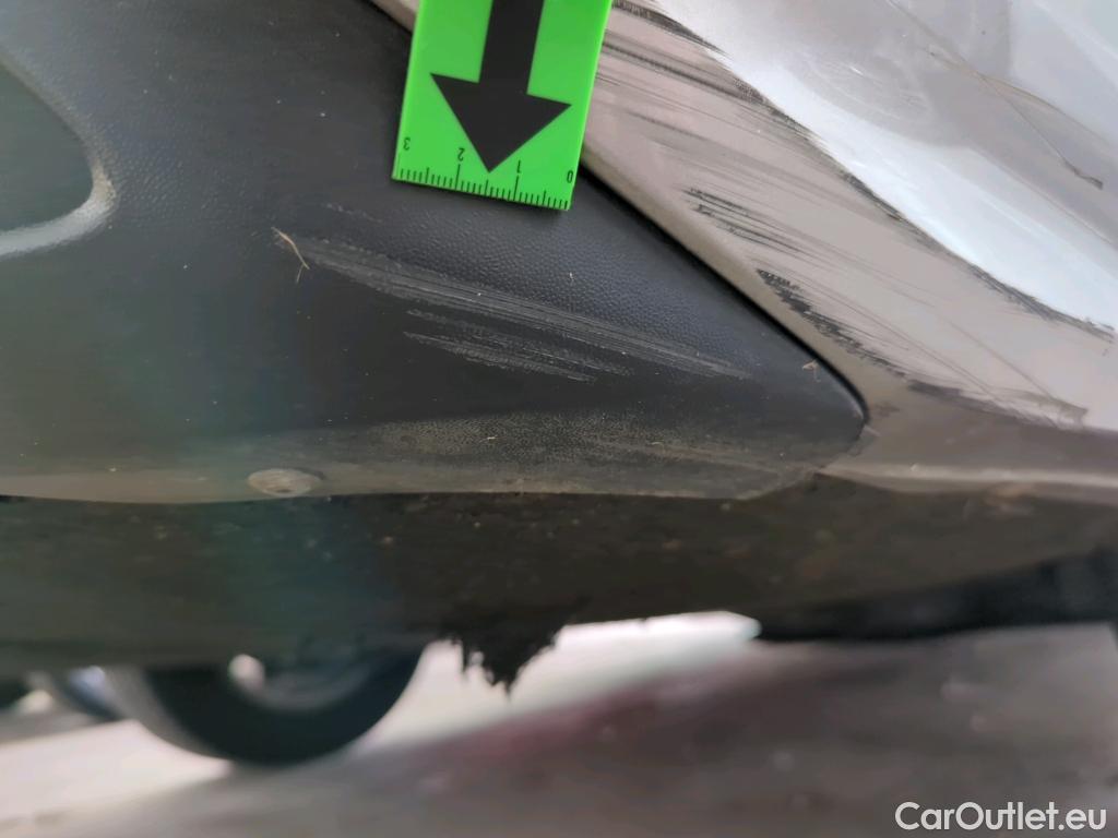 Volkswagen  Passat  Variant Business 2.0 TDI 110KW AT7 E6d #82