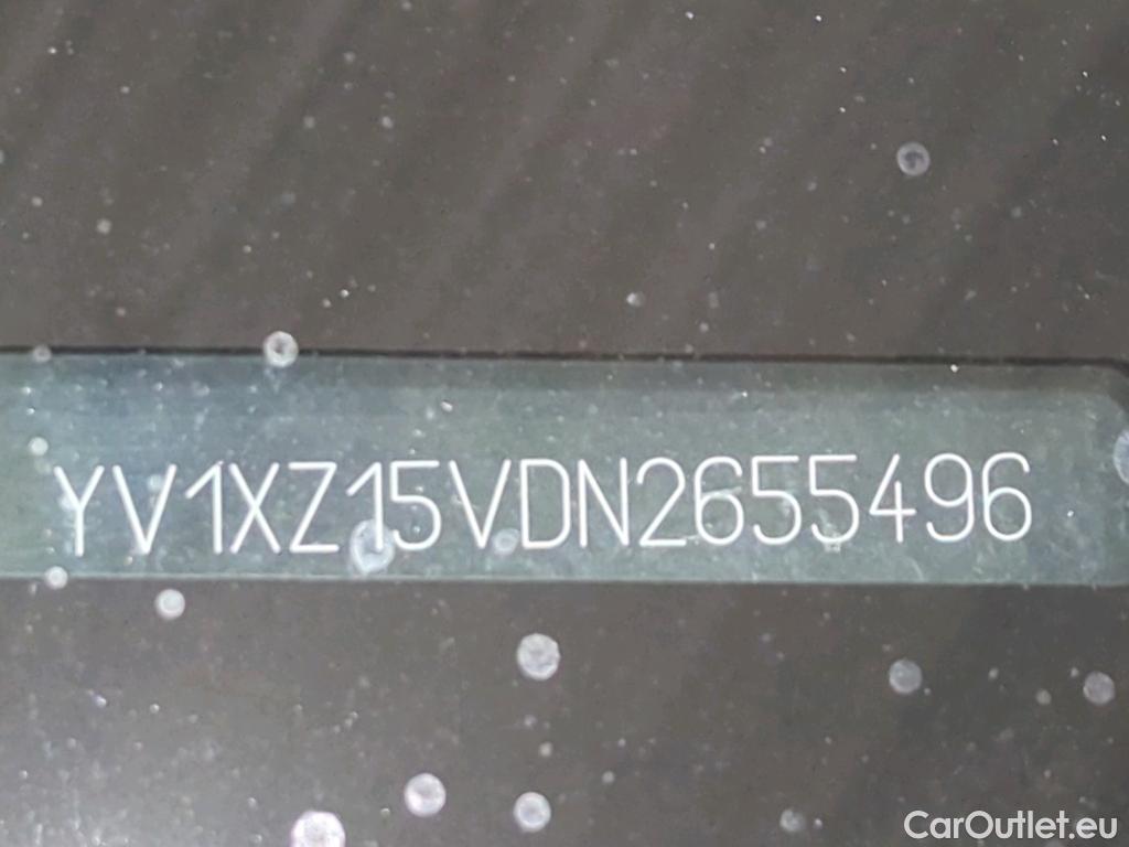 Volvo  XC 40 XC40 Momentum 2WD 1.5 T3 120KW AT8 E6d #4