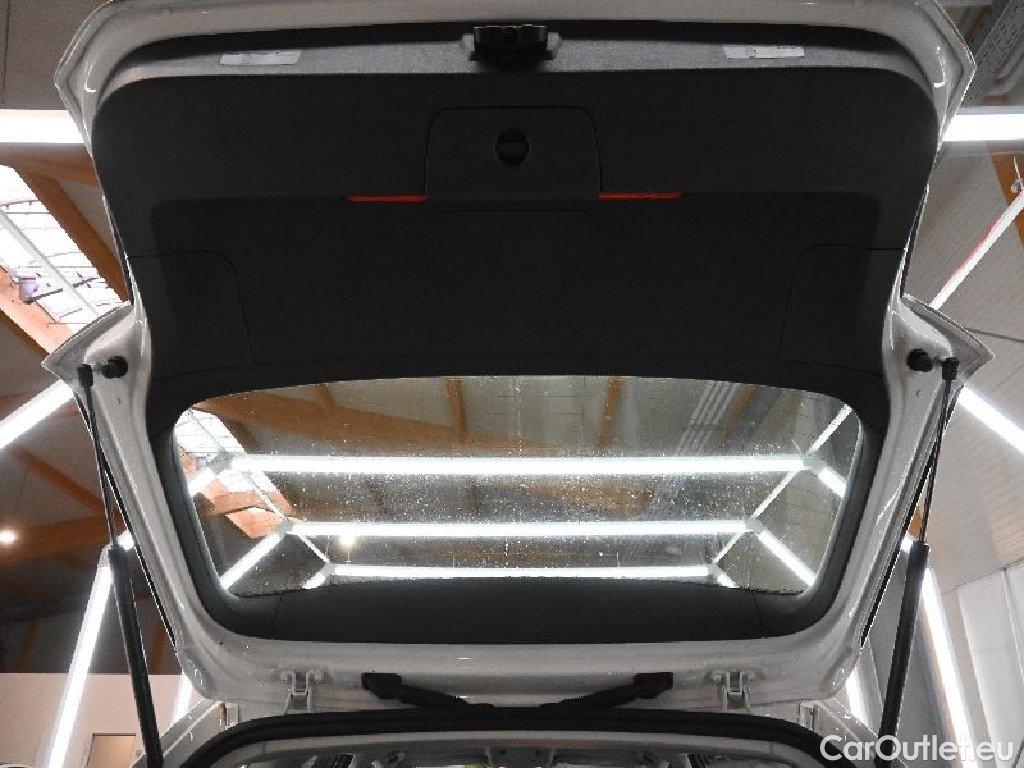 Volkswagen  Golf  VII Variant Comfortline BMT/Start-Stopp 2.0 TDI 110KW AT7 E6dT #62