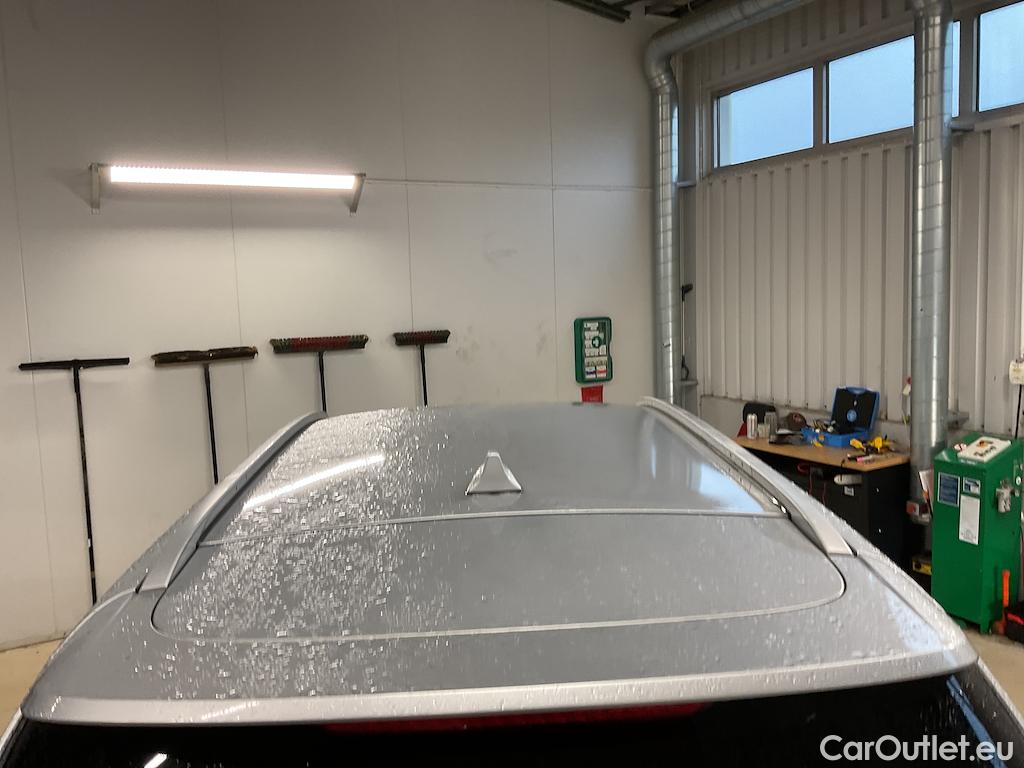 KIA  Cee'd SW CRDi 135 GT-Line #13