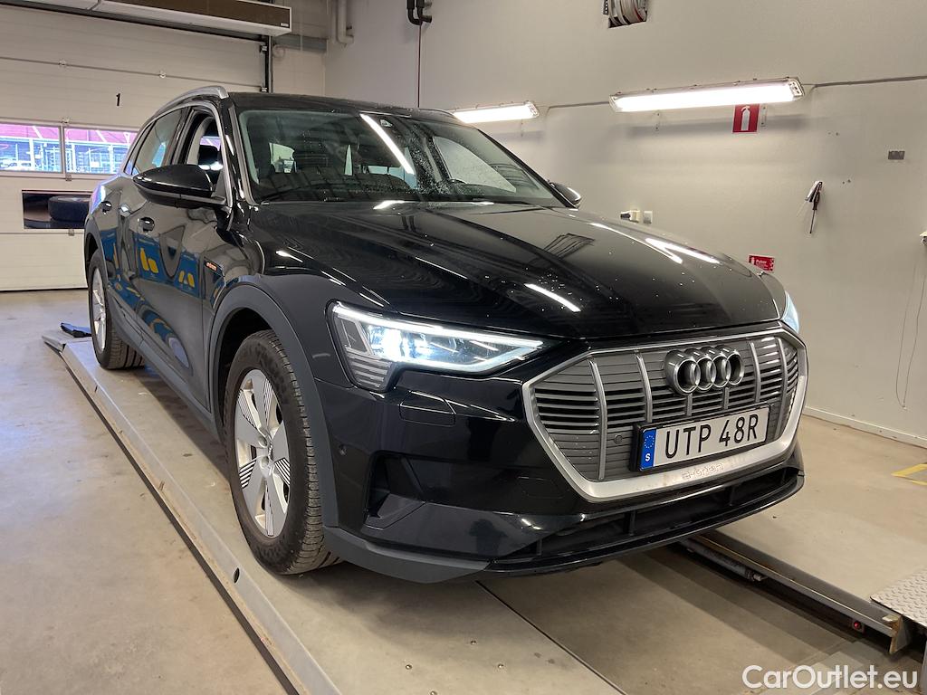 Audi  E-TRON 50 quattro Drag #2