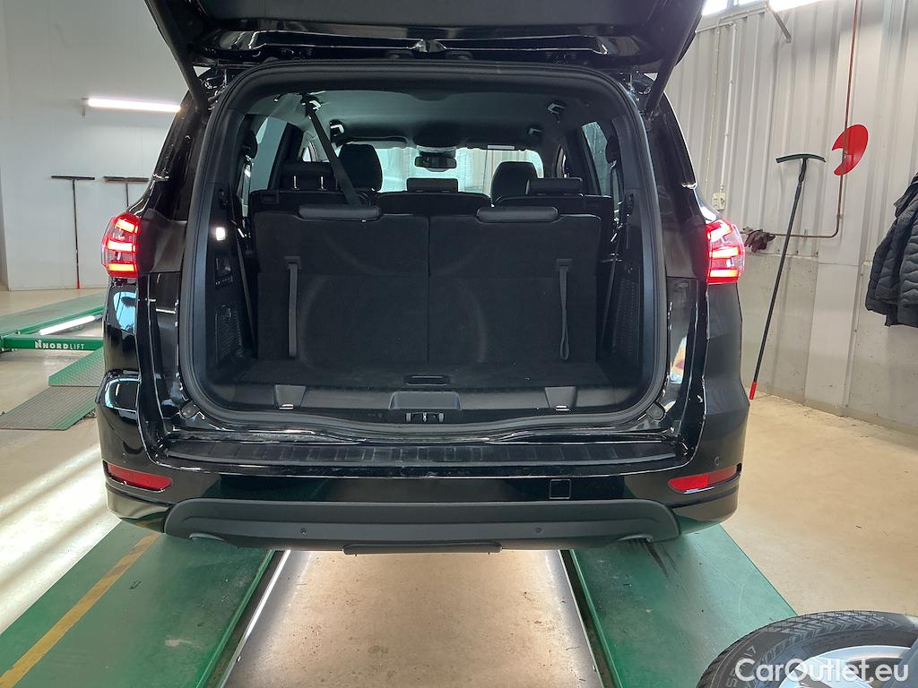 Ford  S-Max Hybrid 190 ST-Line Business Edt #13