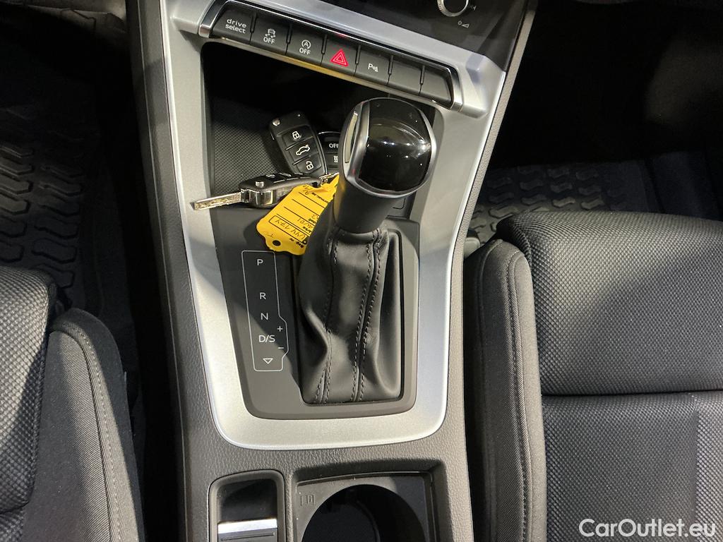 Audi  Q3 Sportback 35 TFSI Proline Adv Evolution Drag Värmare #8