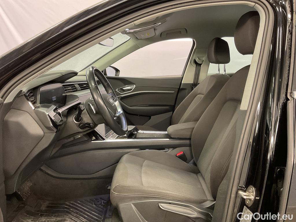 Audi  E-TRON 50 quattro Drag #4