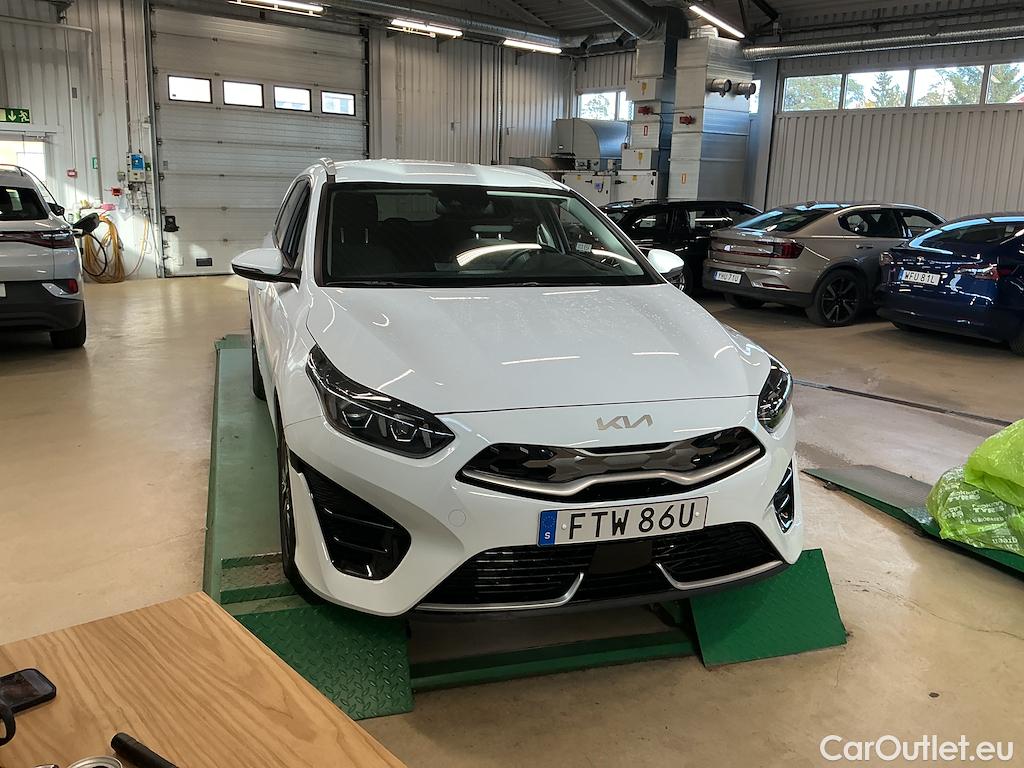 KIA  Cee'd SW Plug-In Advance #2