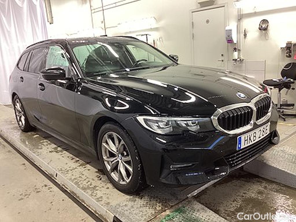 Bmw  Serie 3 320d xDrive Touring Sport Line Drag #1