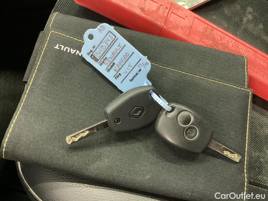 Renault  Kangoo Express 1.5 dCi 80 Drag Värmare #12