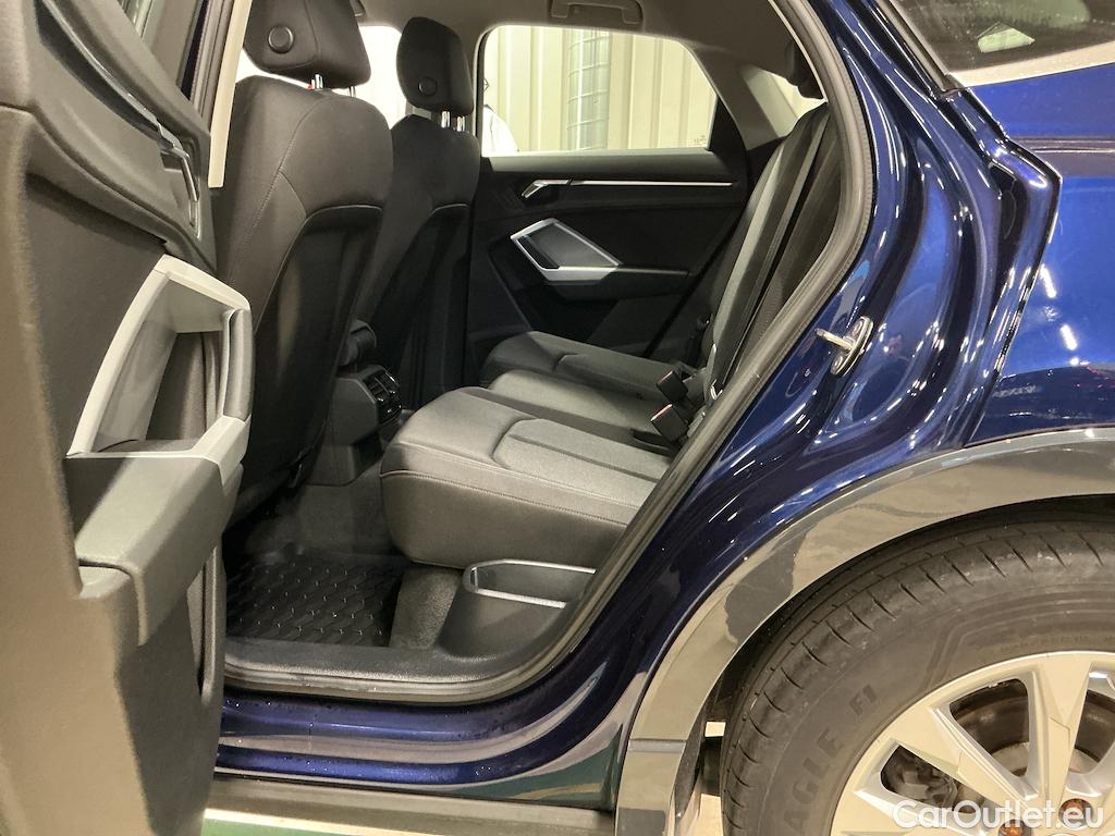 Audi  Q3 Sportback 35 TFSI Proline Adv Evolution Drag Värmare #11