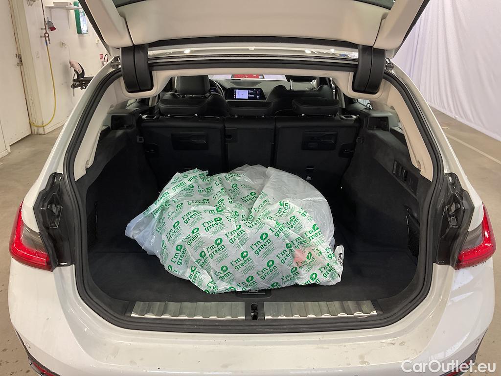 Bmw  Serie 3 320d xDrive Touring Sport Line HiFi Rattvärme #13