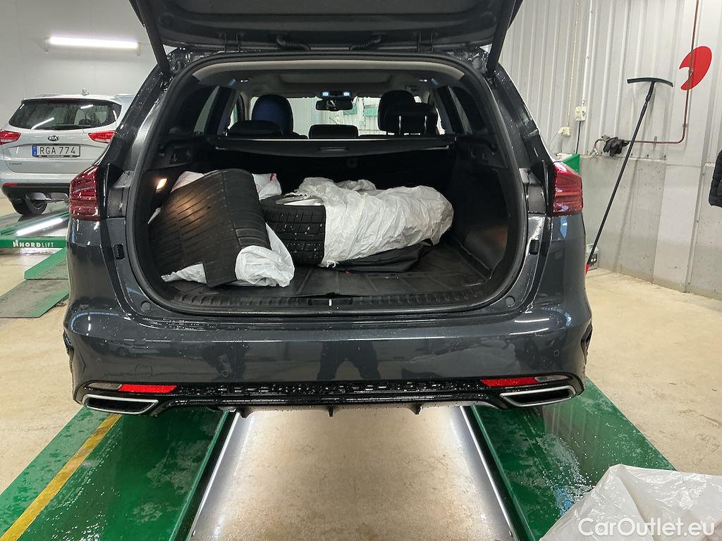 KIA  Cee'd SW Plug-In Advance Plus 2 #13