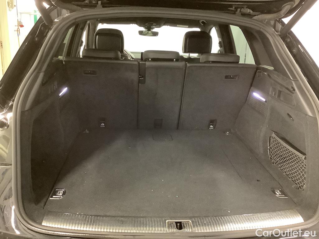 Audi  Q5 55 TFSI e quattro Competion #13