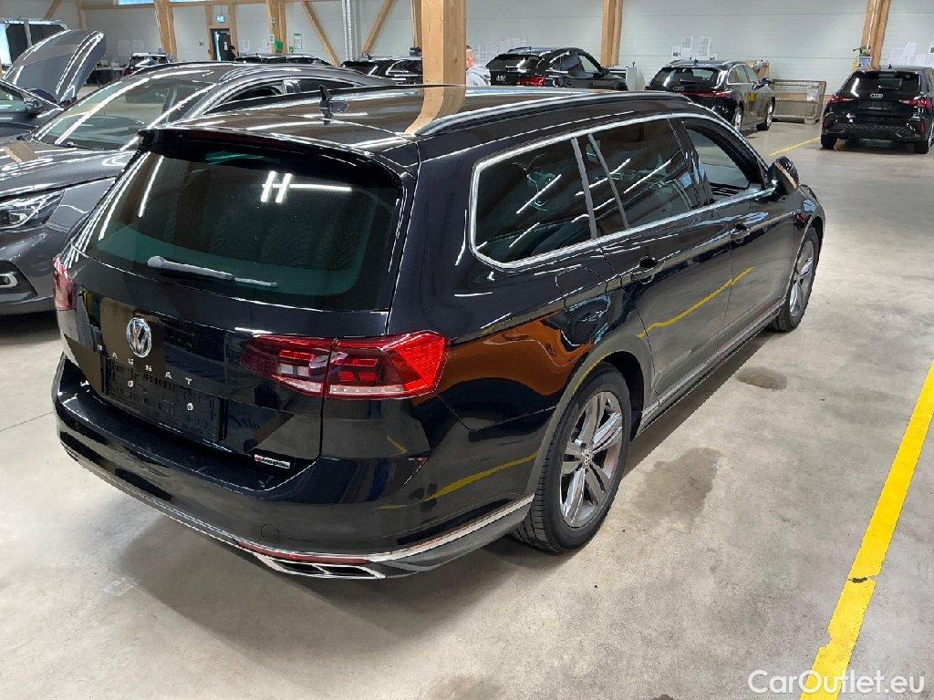 Volkswagen  Passat  Variant Business 4Motion 2.0 TDI 140KW AT7 E6dT #2