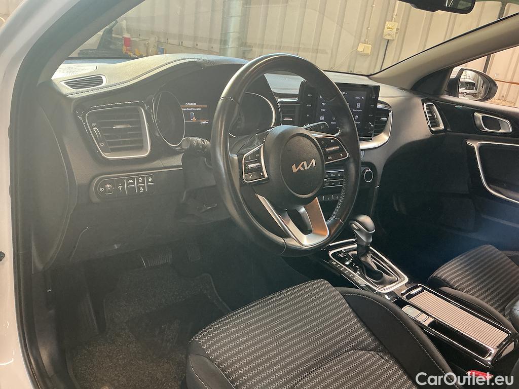 KIA  Cee'd SW Plug-In Advance #12