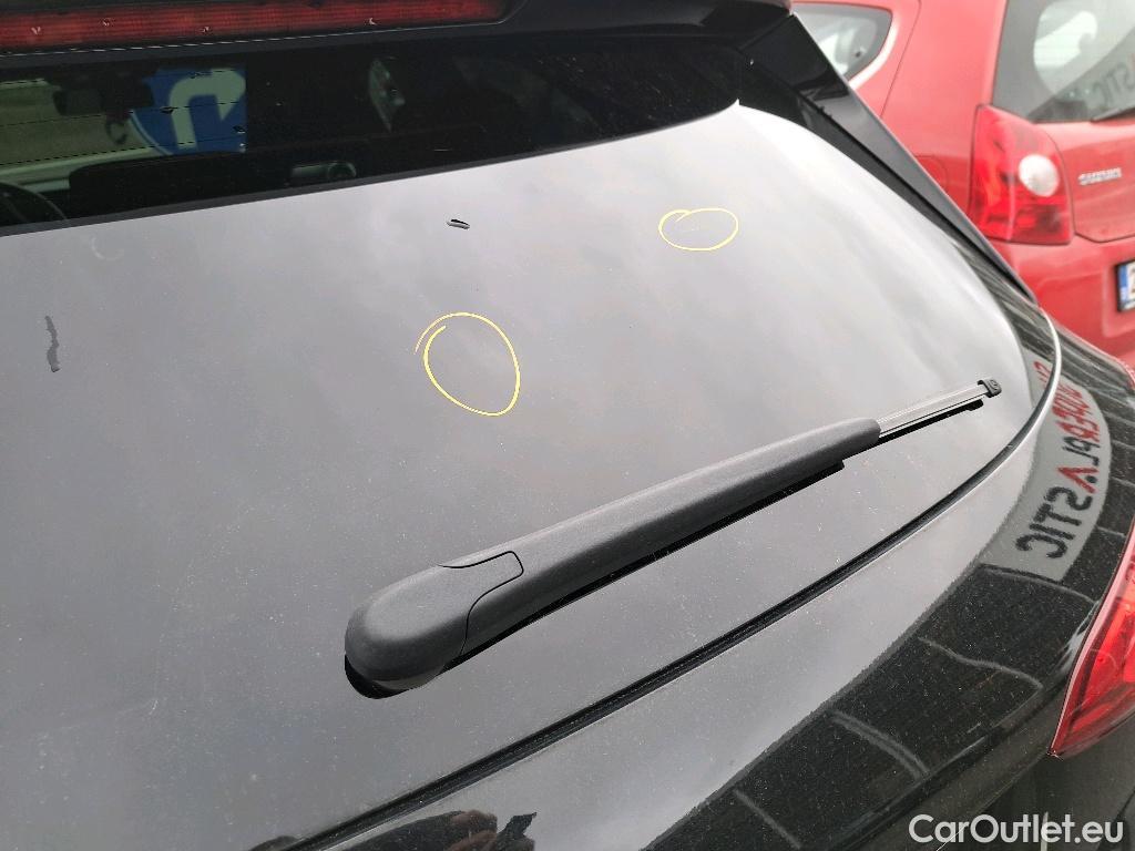 Mercedes  A-Klasse A180d Launch Edition Edition 1 1.5d 116pk/cv 5p 7G-DCT Automatic Diesel  2 #69