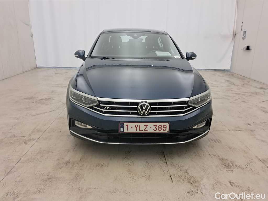 Volkswagen  Passat Berline Elegance Business 2.0TDi 122pk/cv 4p DSG7 Automatic Diesel  3 #16